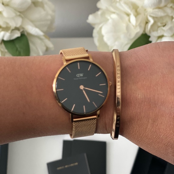 🕒Daniel🕝  Wellington Watch and Cuff - Picture 2 of 12